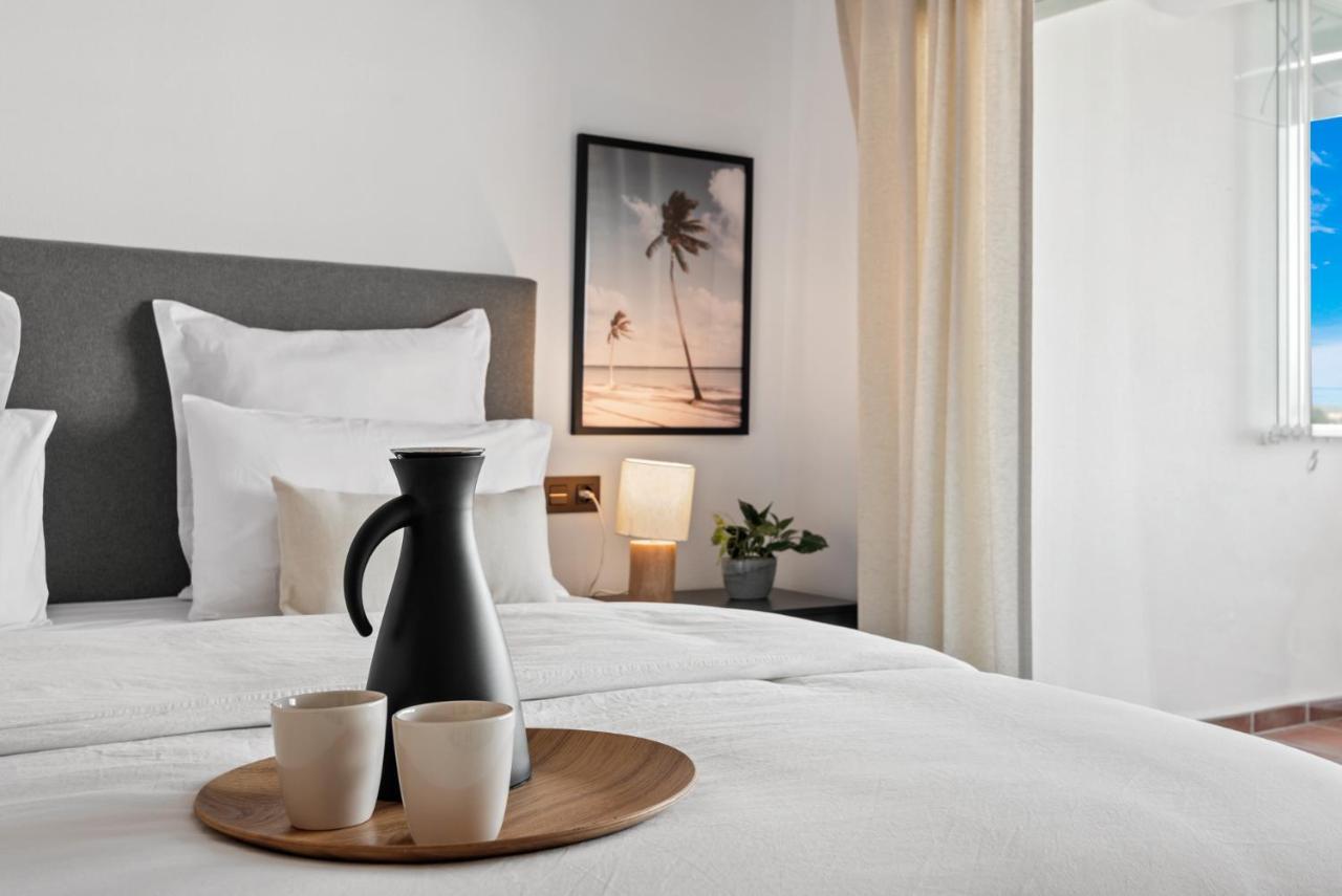 Modern Apartment - 2 Bedrooms, Beachside - Puerto Banus ماربيا المظهر الخارجي الصورة
