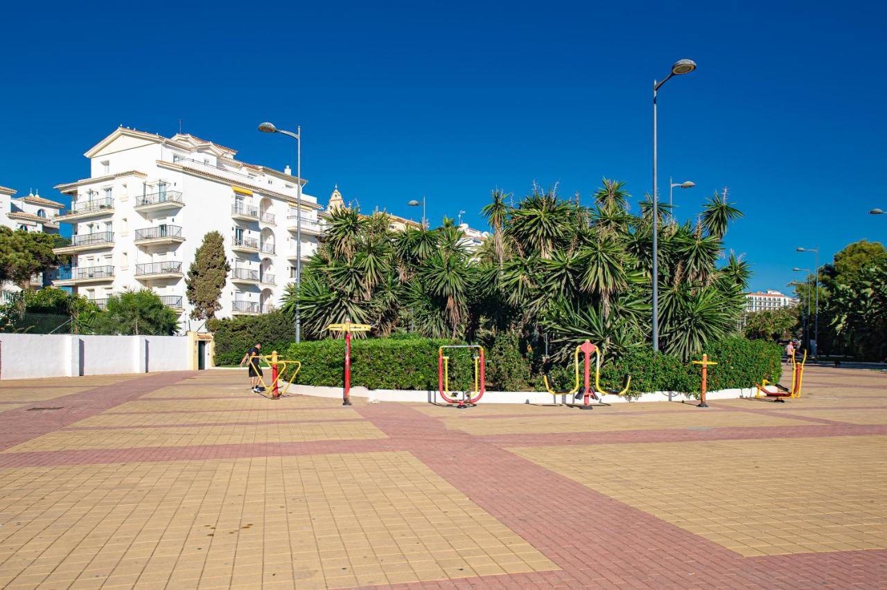 Modern Apartment - 2 Bedrooms, Beachside - Puerto Banus ماربيا المظهر الخارجي الصورة