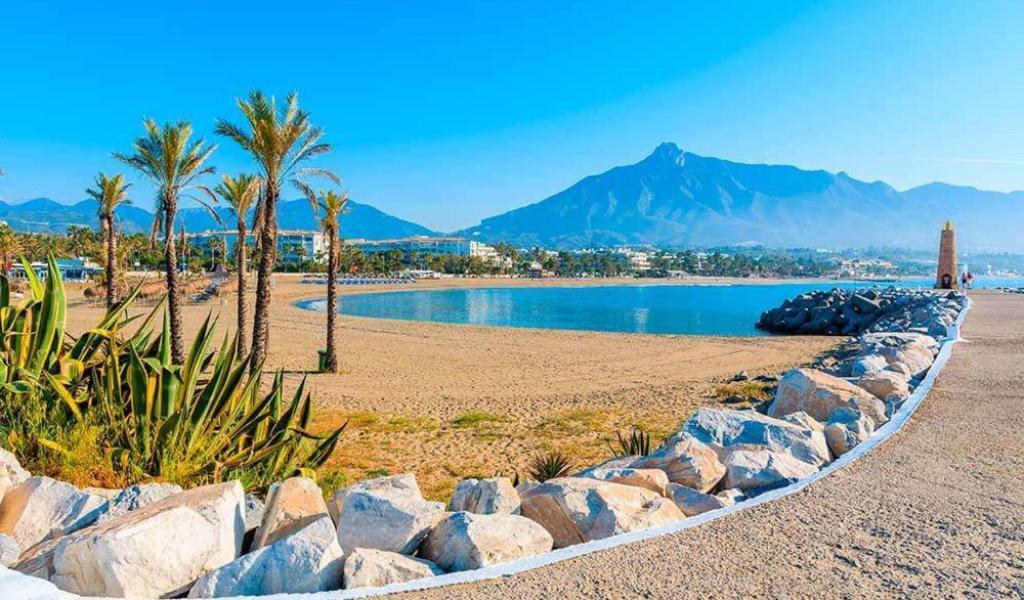 Modern Apartment - 2 Bedrooms, Beachside - Puerto Banus ماربيا المظهر الخارجي الصورة