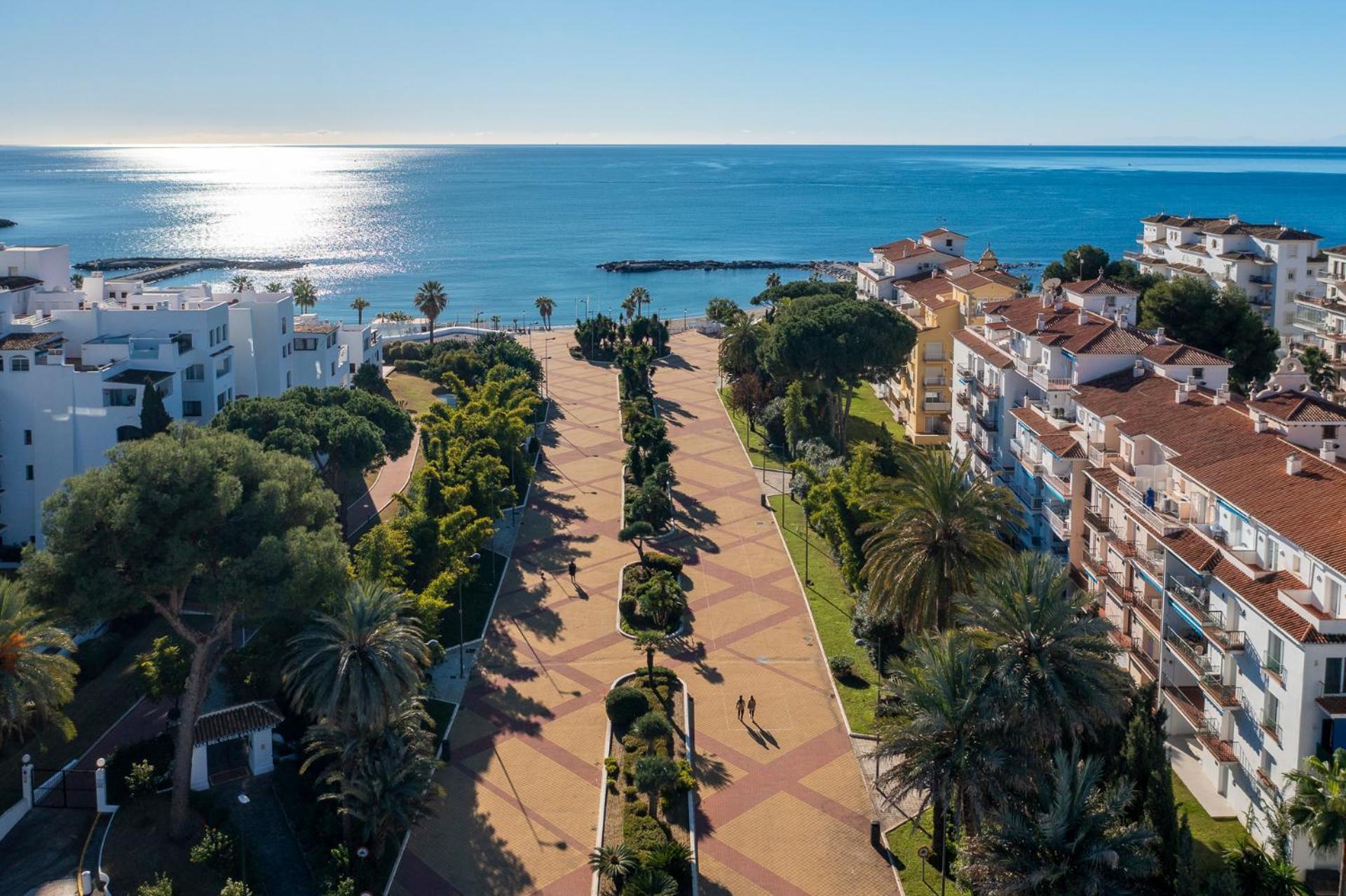 Modern Apartment - 2 Bedrooms, Beachside - Puerto Banus ماربيا المظهر الخارجي الصورة
